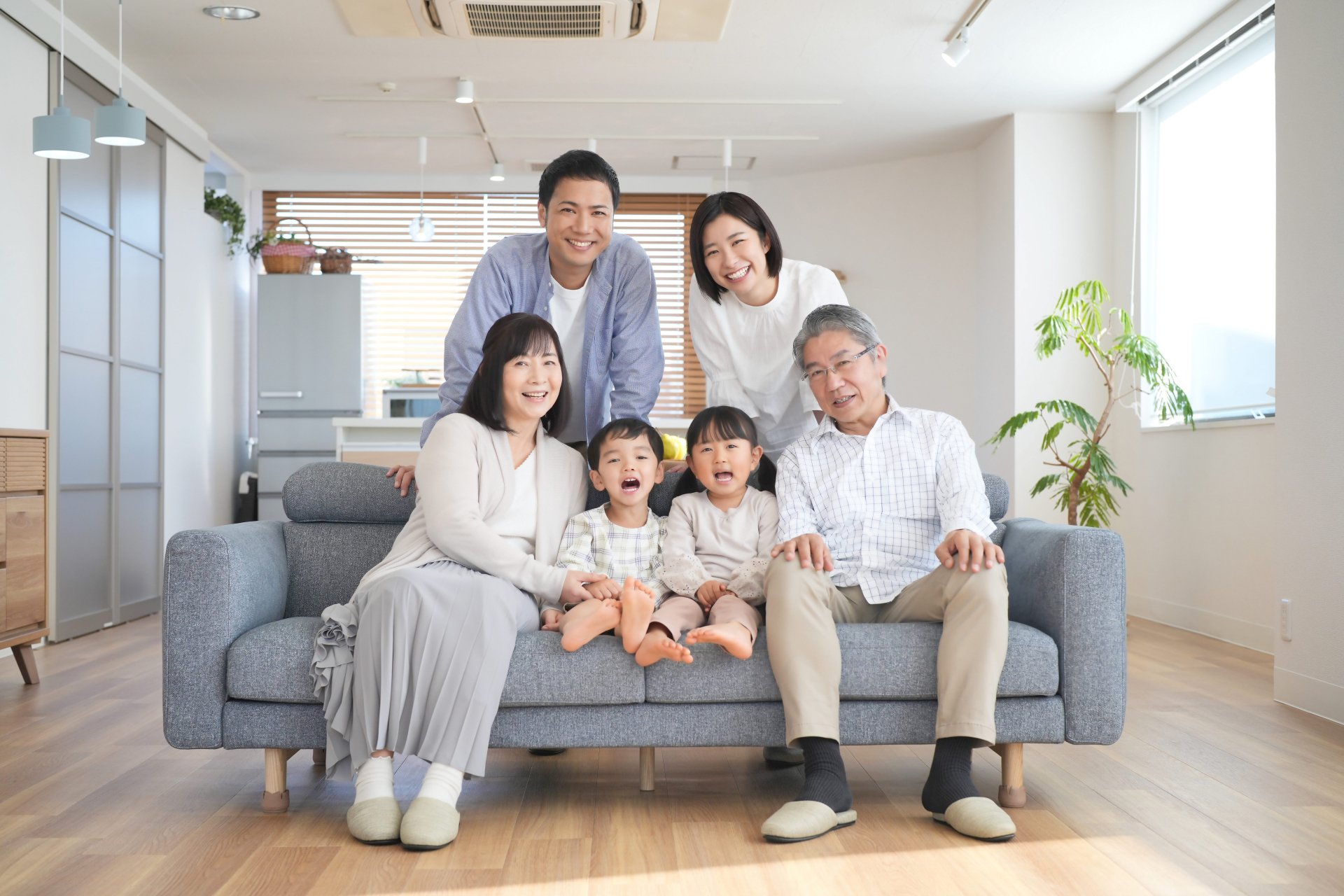 親子3世代の家族写真